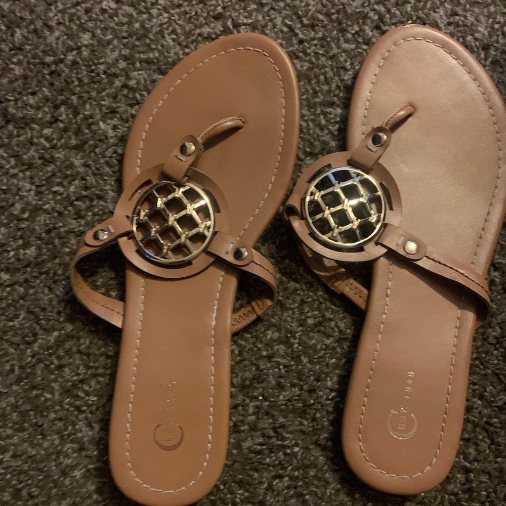 Women’s sandals size 9
